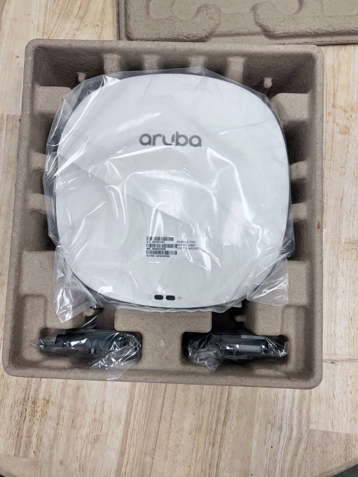 HPE Aruba AP-345 JZ032A-D RW FIPS/TAA 802.11ac Wi-Fi 5 Access Point