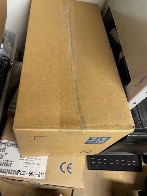 EMC 100-561-511 FIBER OPTIC MODULE / FRAME CHASSIS BRAND NEW