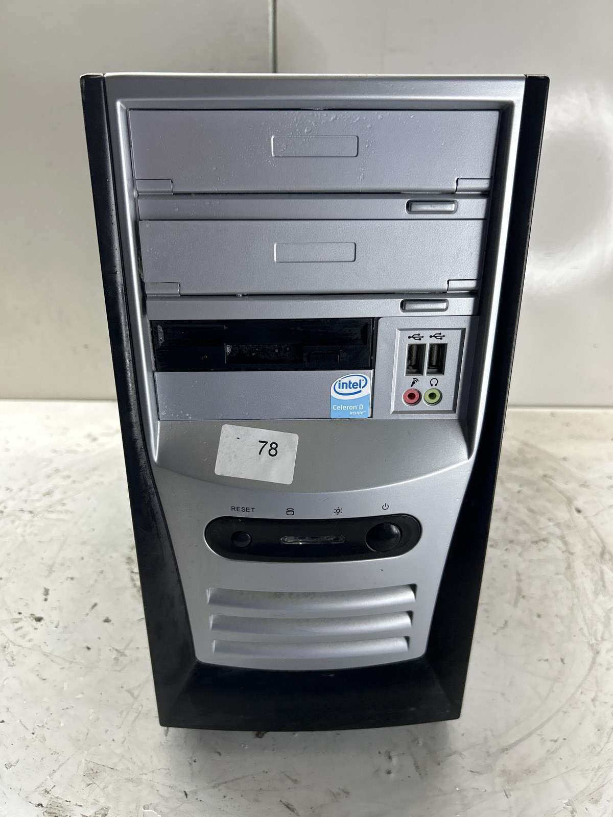 Retro Black and Silver mATX Desktop Sleeper Computer Case