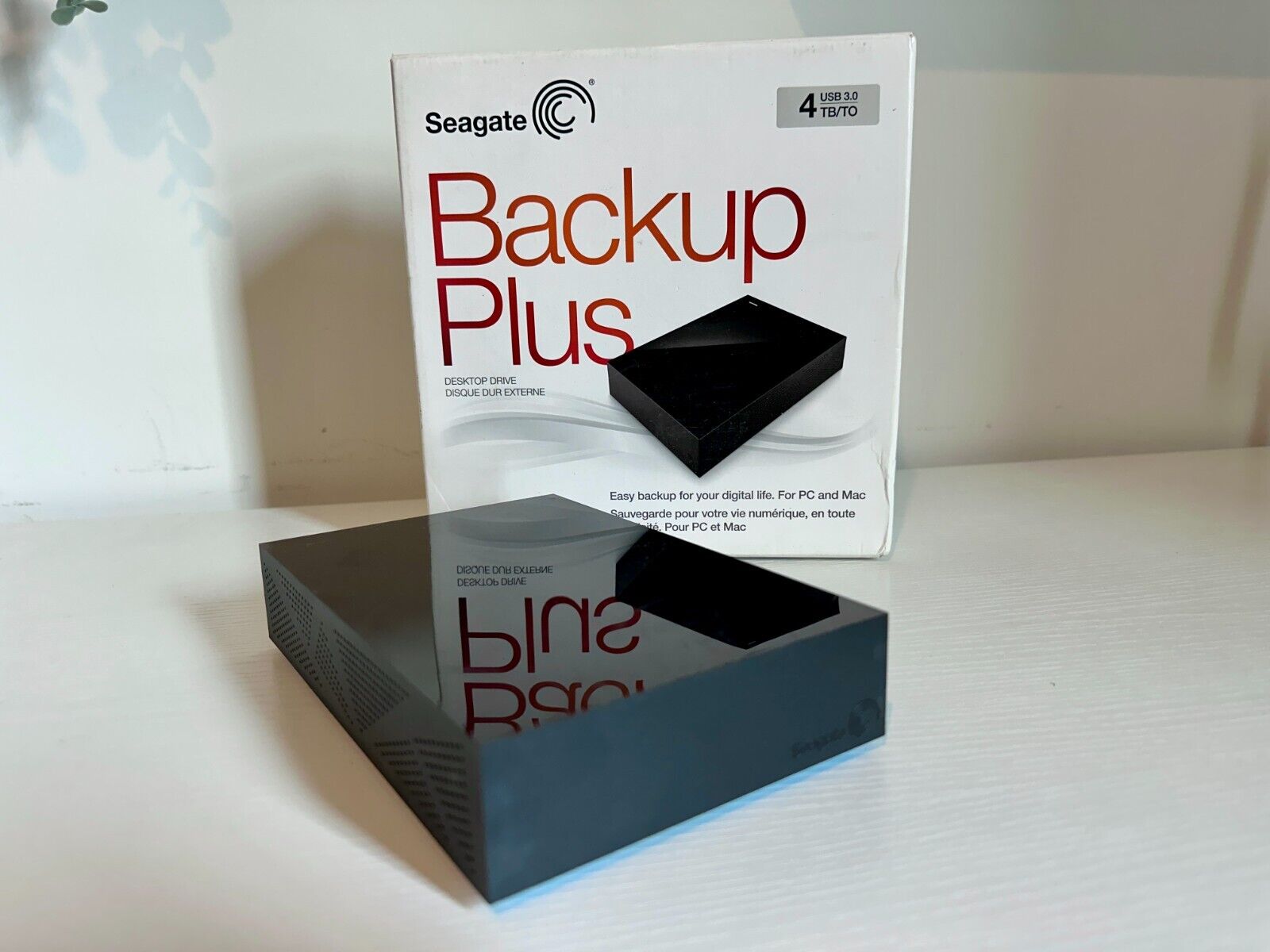 Seagate Backup Plus Desktop 4 TB External USB 3.0 Hard Drive Black STDT4000100