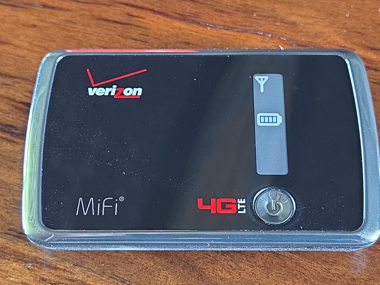 Novatel Wireless MIFI Jetpack 4510L Mobile Hotspot Modem for Verizon Wireless