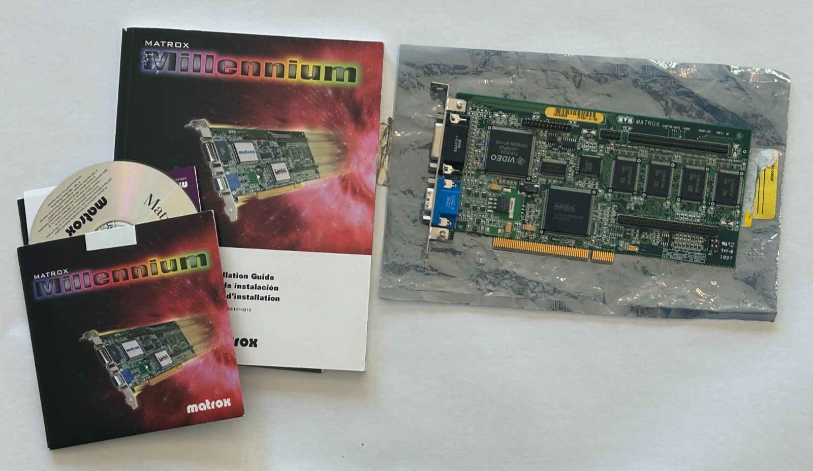 Matrox MGA Millennium 590-05 4MB WRAM PCI 64-Bit VGA Video Graphics Card + CD