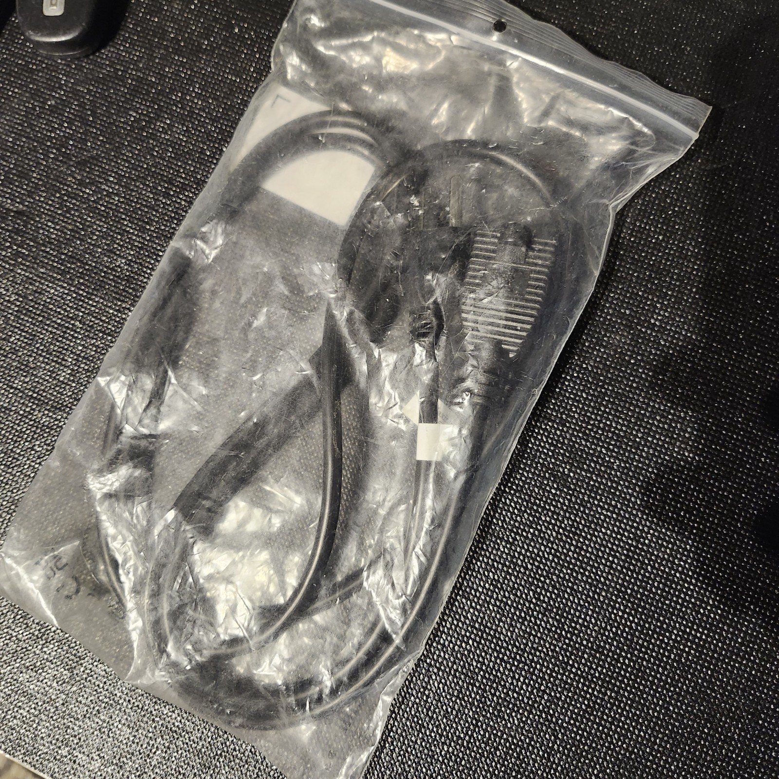 Power Extension Cord C2G Model 03115 6 ft. - cable d'extension C2G - Heavy load