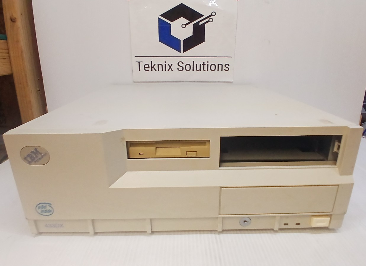 Retro IBM 433DX Desktop Computer w Intel 80486DX 7MB RAM No HDs *READ*