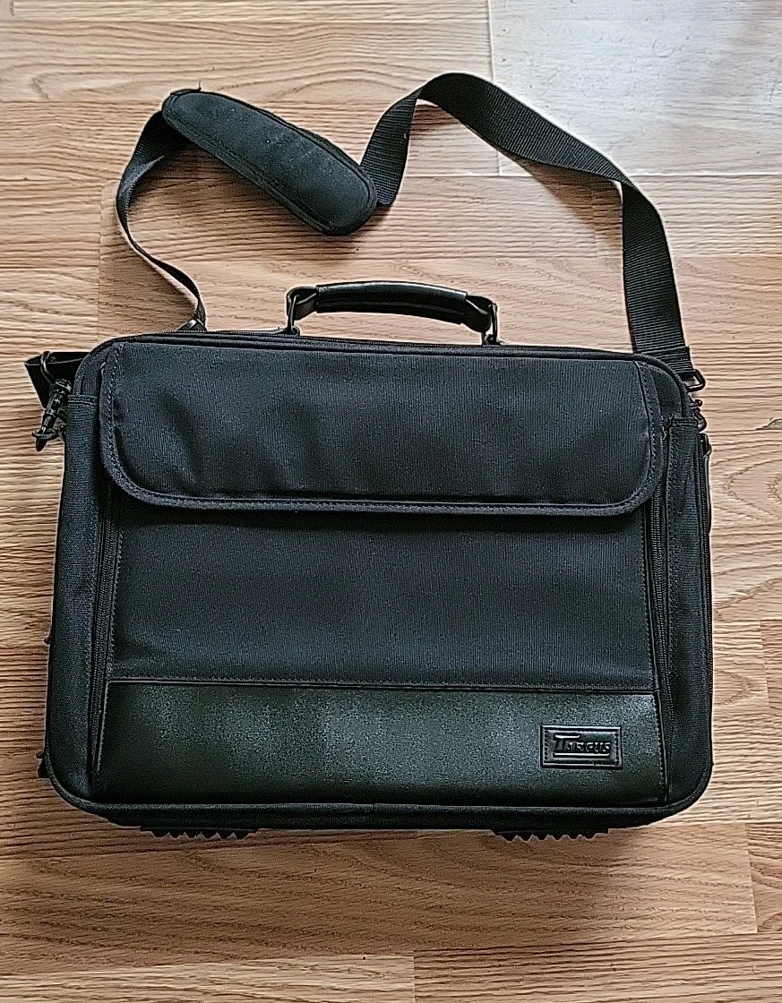 Targus Laptop Case 16" Hardshell With Strap Shoulder Black