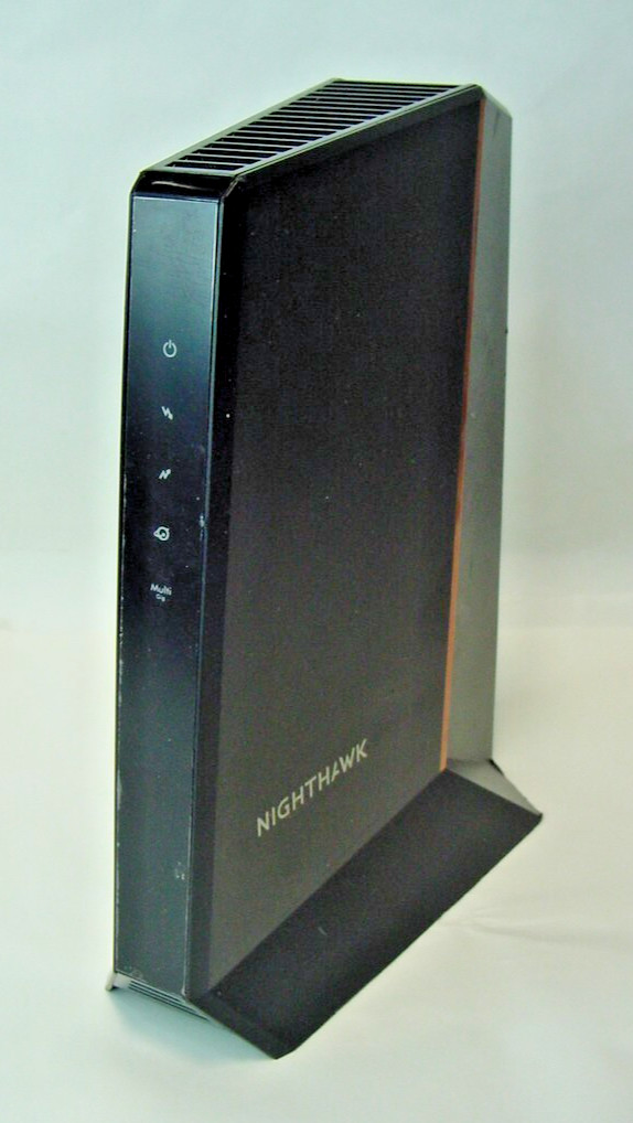 NETGEAR NIGHTHAWK CABLE MODEM DOCSIS3.1 CM2000 - NO POWER CORD INCLUDED