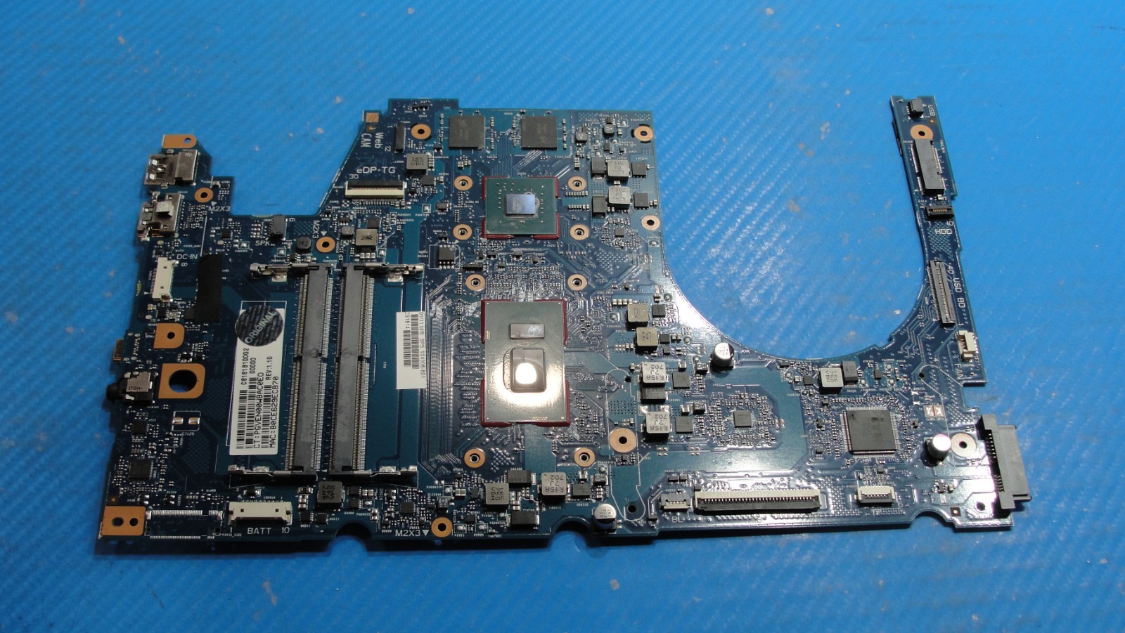 HP ENVY 17-u273cl 17.3" i7-8550U 1.8GHz GeForce MX150 Motherboard 924006-601