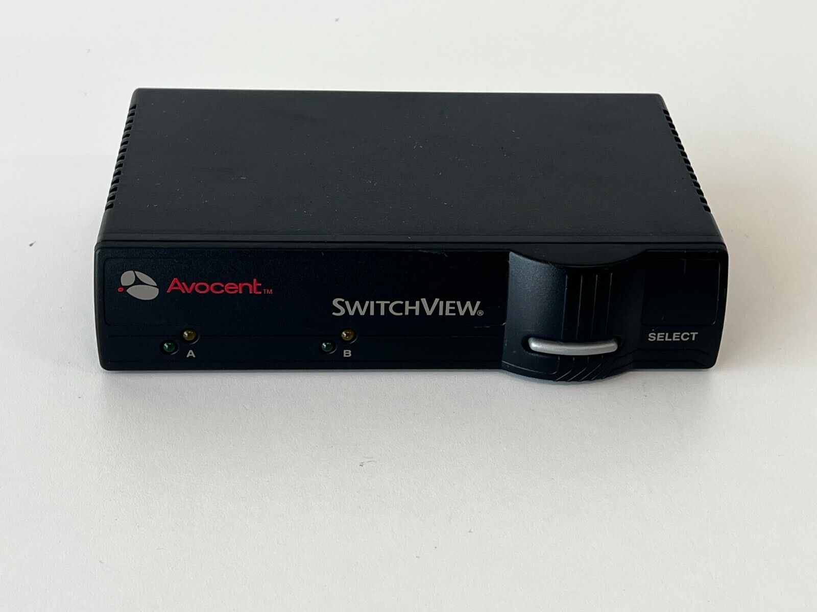 PP20: Avocent 520-194-507 2-Port KVM Switch