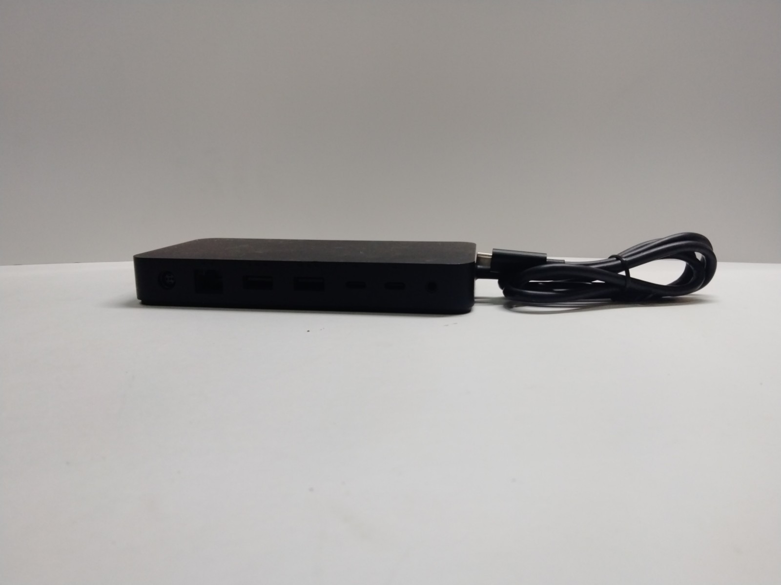 Microsoft Surface Thunderbolt 4 Dock 2049 No Power Supply