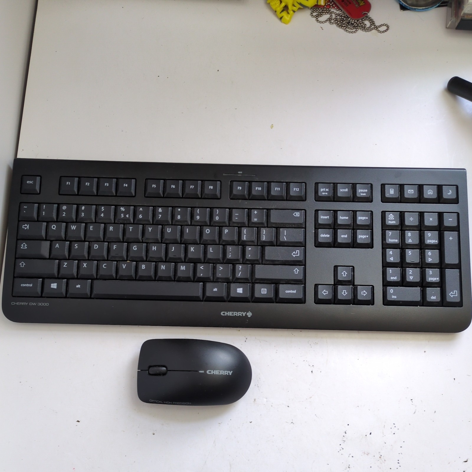 Cherry DW 3000 Wireless Desktop Set Black JD-0710GB-2 Keyboard & Mouse NO USB