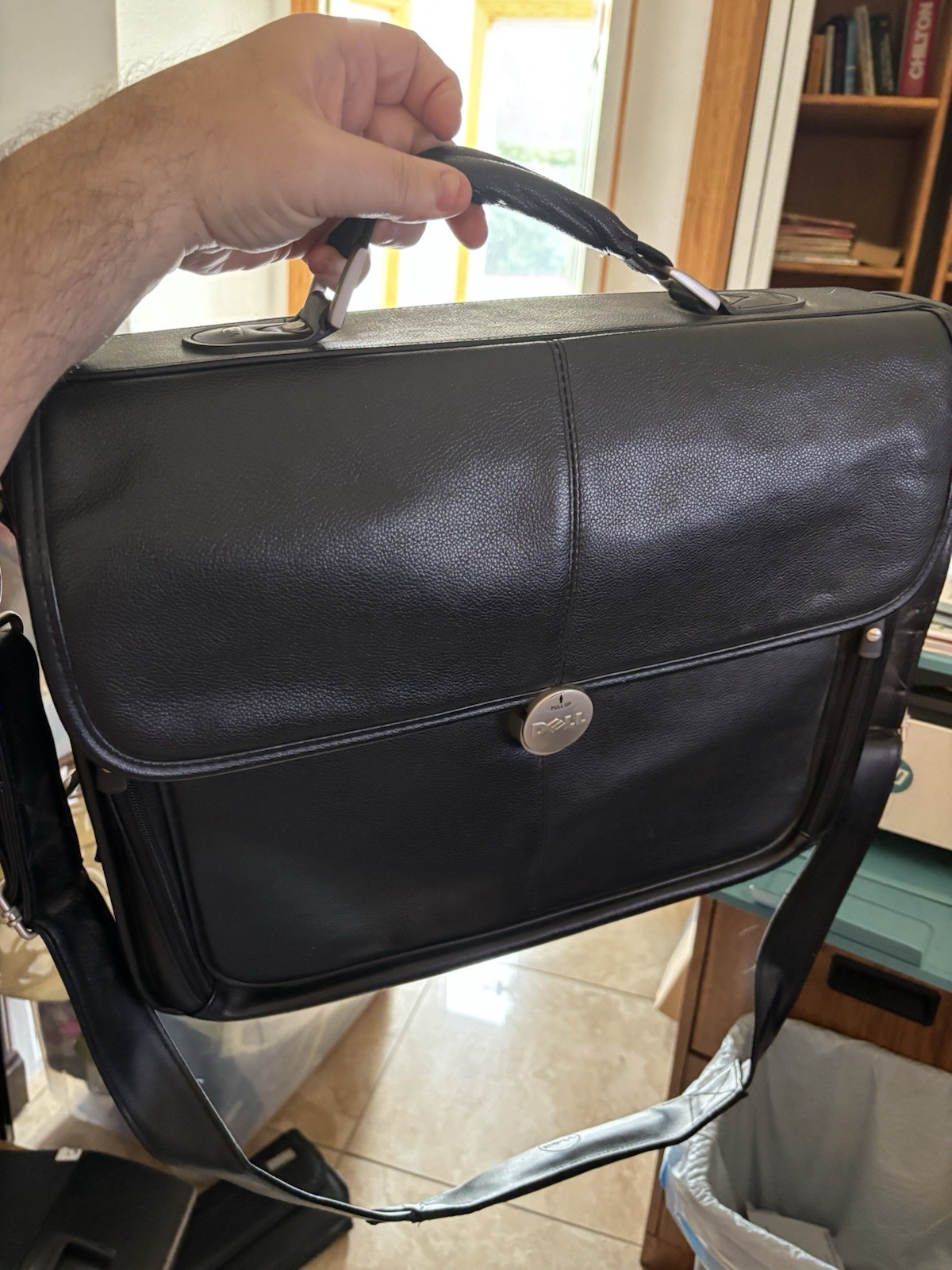 Dell Black Leather 18” Laptop Shoulder Messenger Bag w/ Partitions