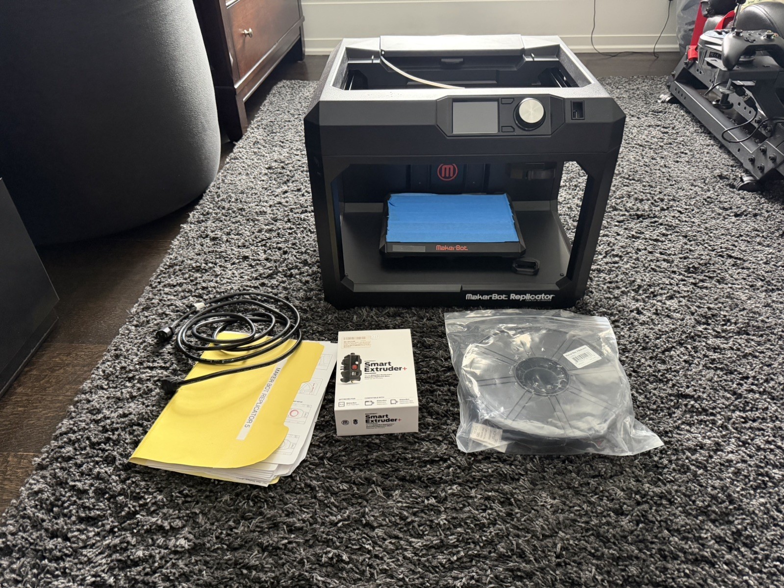 MAKERBOT MP05825 Replicator Desktop 3D Printer