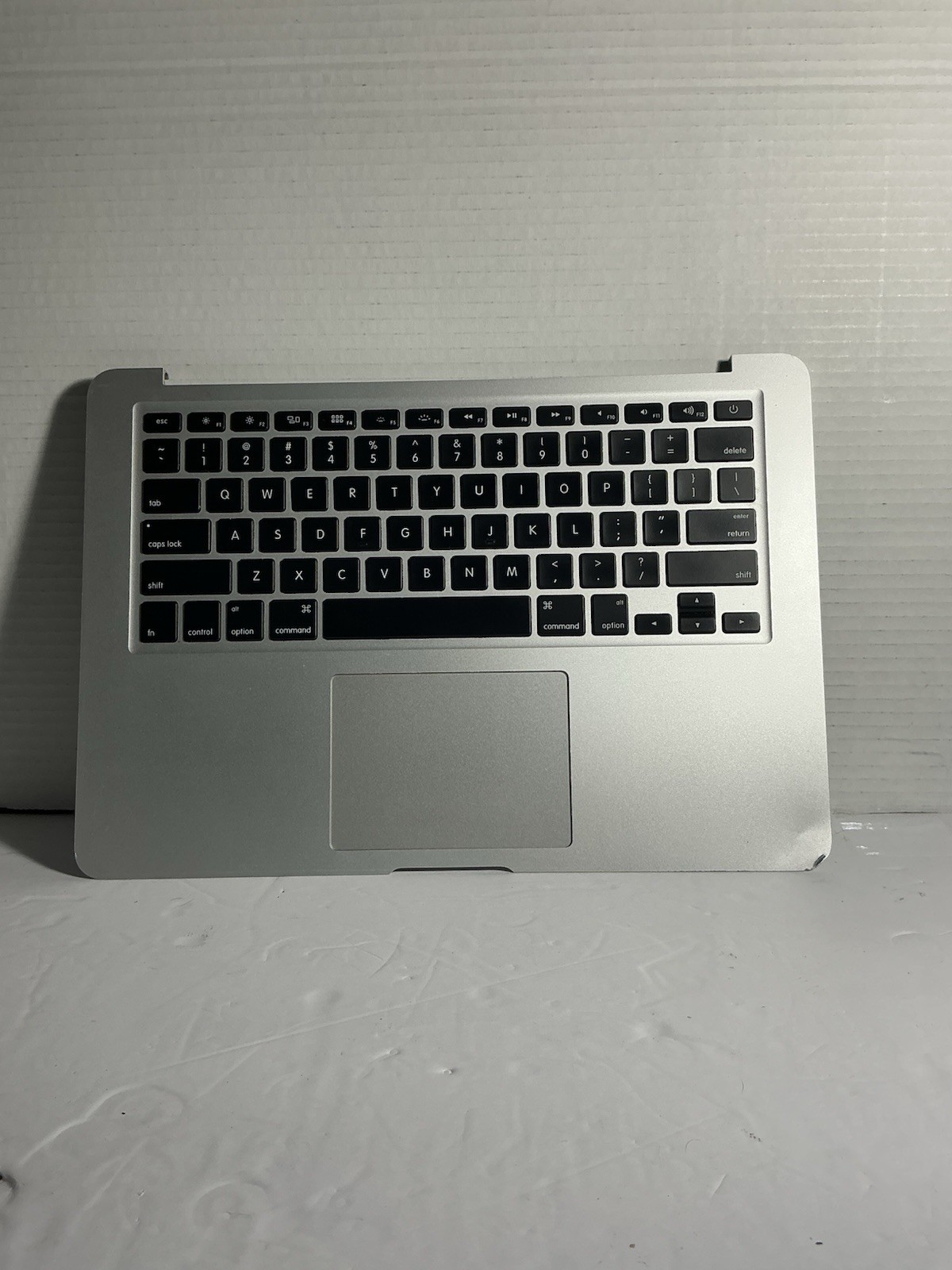 Apple MacBook Air A1466 Top Case Keyboard Trackpad Speakers OEM Tested