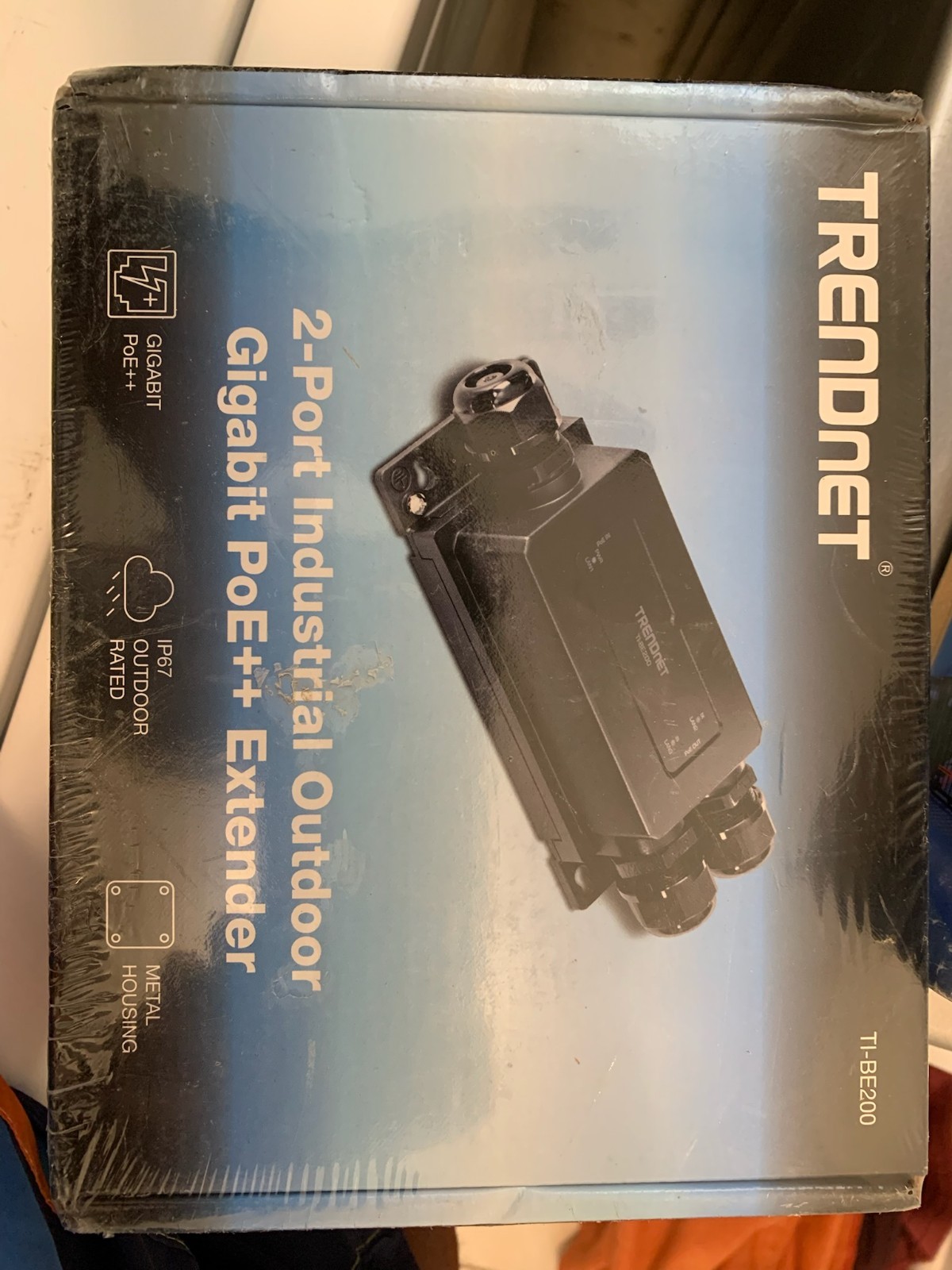 TRENDnet  TI-BE200, 2-Port Industrial Outdoor Gigabit PoE++ Extender