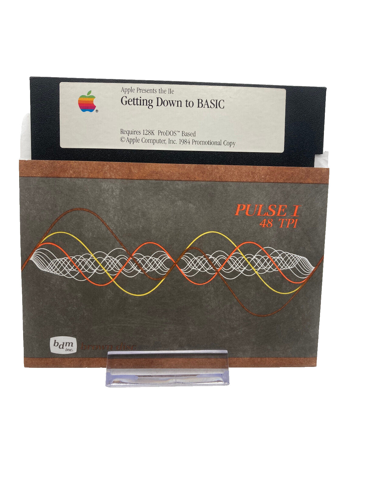 Apple Presents the IIe Getting Down to Basic 128K ProDOS Based 1984 5.25 Floppy