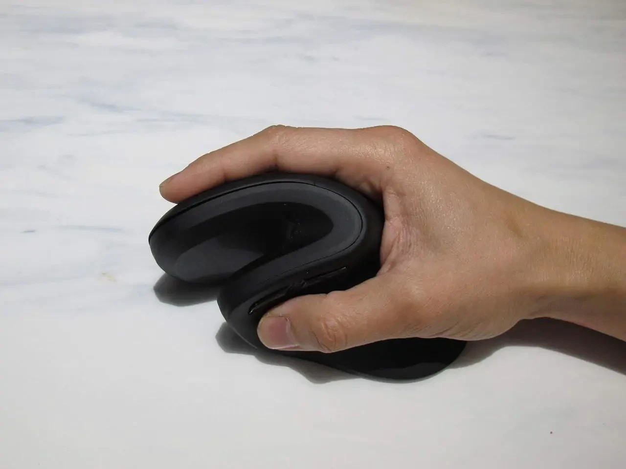 Bluetooth Ergonomic Mouse - Jelly Comb MV045 Vertical Wireless Mouse, Dual Mode