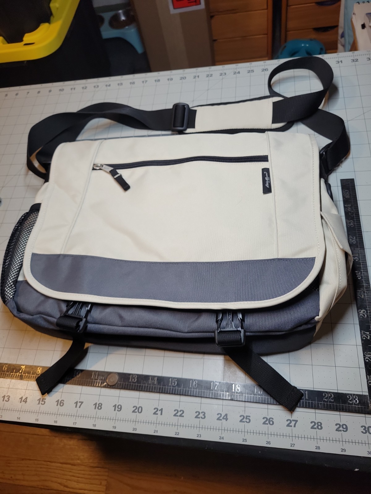 W33 Eddie Bauer Currier Bag With Laptop Cushion, Grey, Light Tan / Beige
