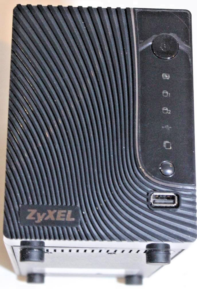 ZyXEL 2-Bay Power Media Server NSA221 NOS        (READ DESCRIPTION)