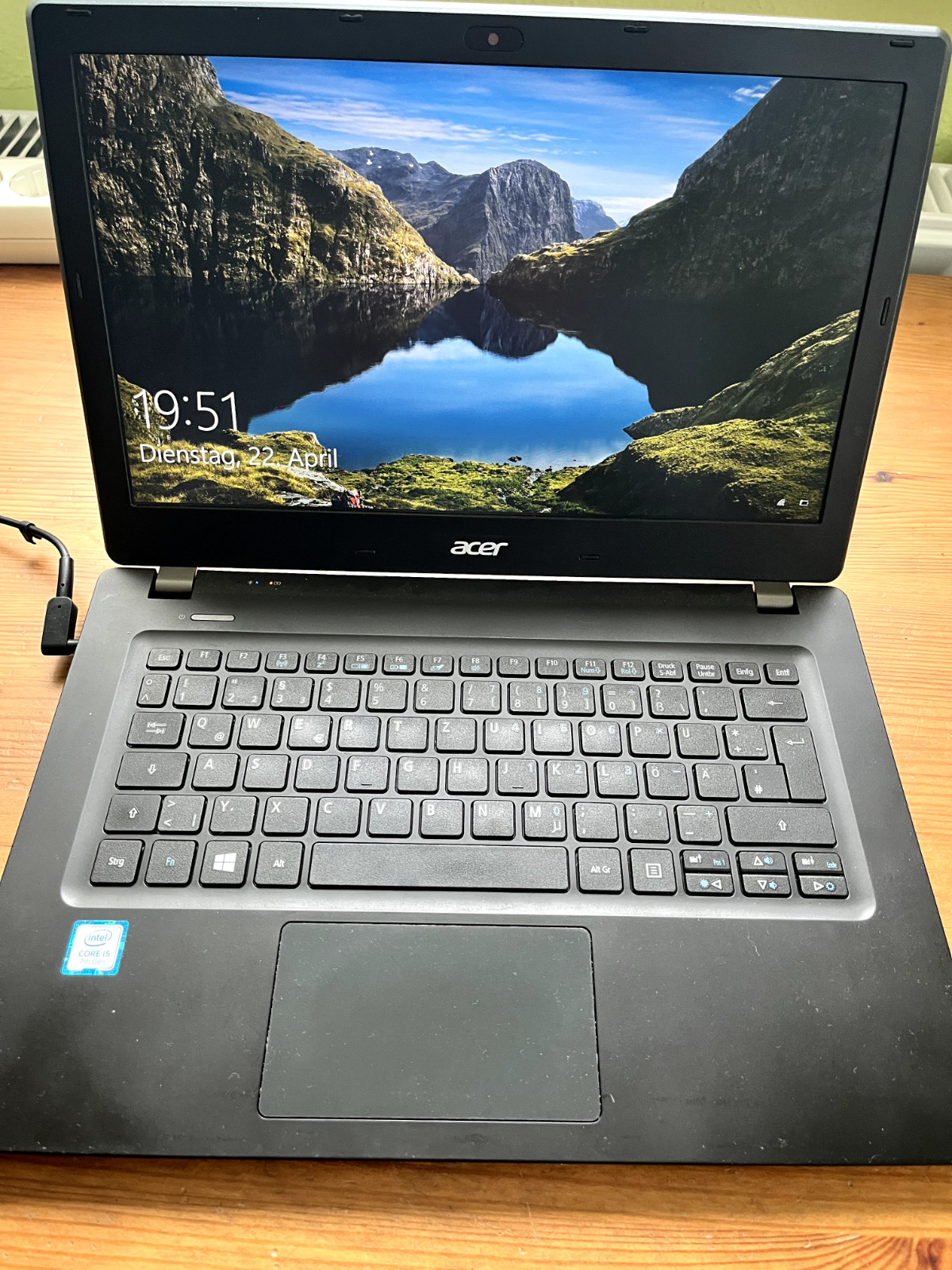 Acer Laptop / Notebook TravelMate P238 - G2 Good Condition 