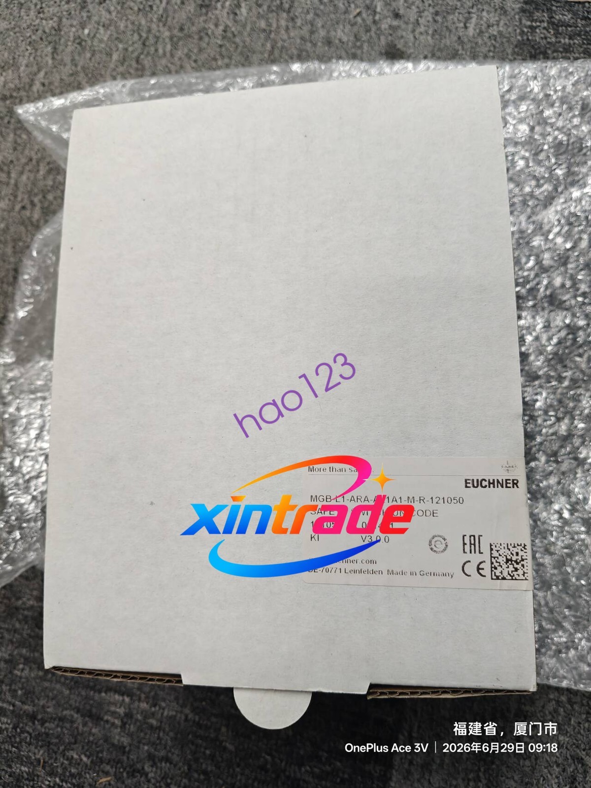 1PC NEW MGB-L1-ARA-AL1A1-M-R-121050 Euchner Safety switch Shipping by DHL/FedEx