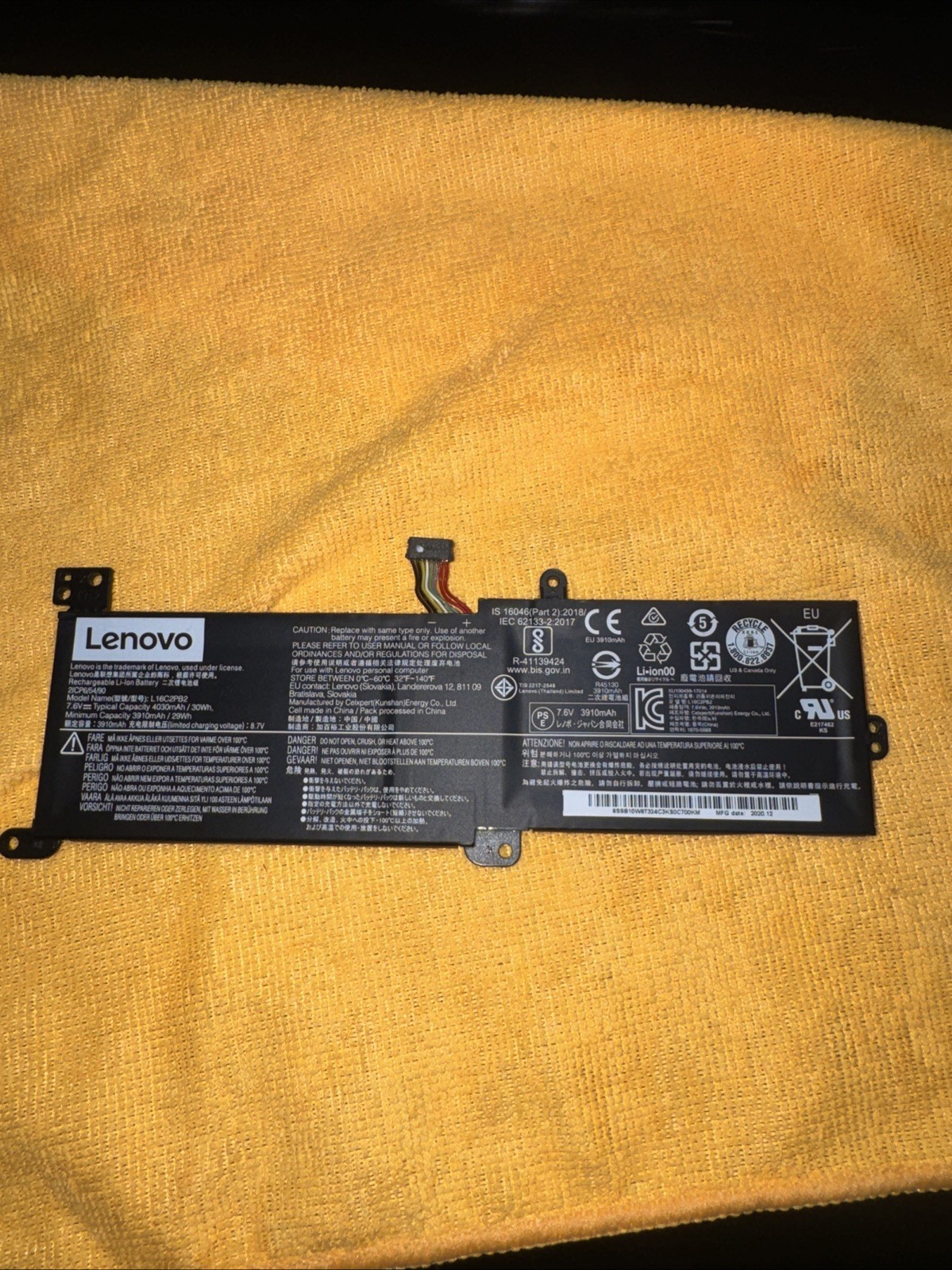 Lenovo L16C2PB2 7.6V 3910mAh Li-Ion Laptop Battery Black For Lenovo AC/Standard