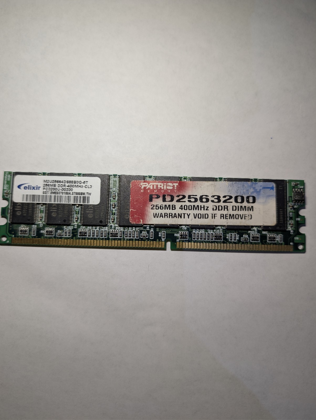 Elixir M2U25664DS88C3G-5T DDR 256MB PC-3200 Non ECC 400Mhz RAM Memory