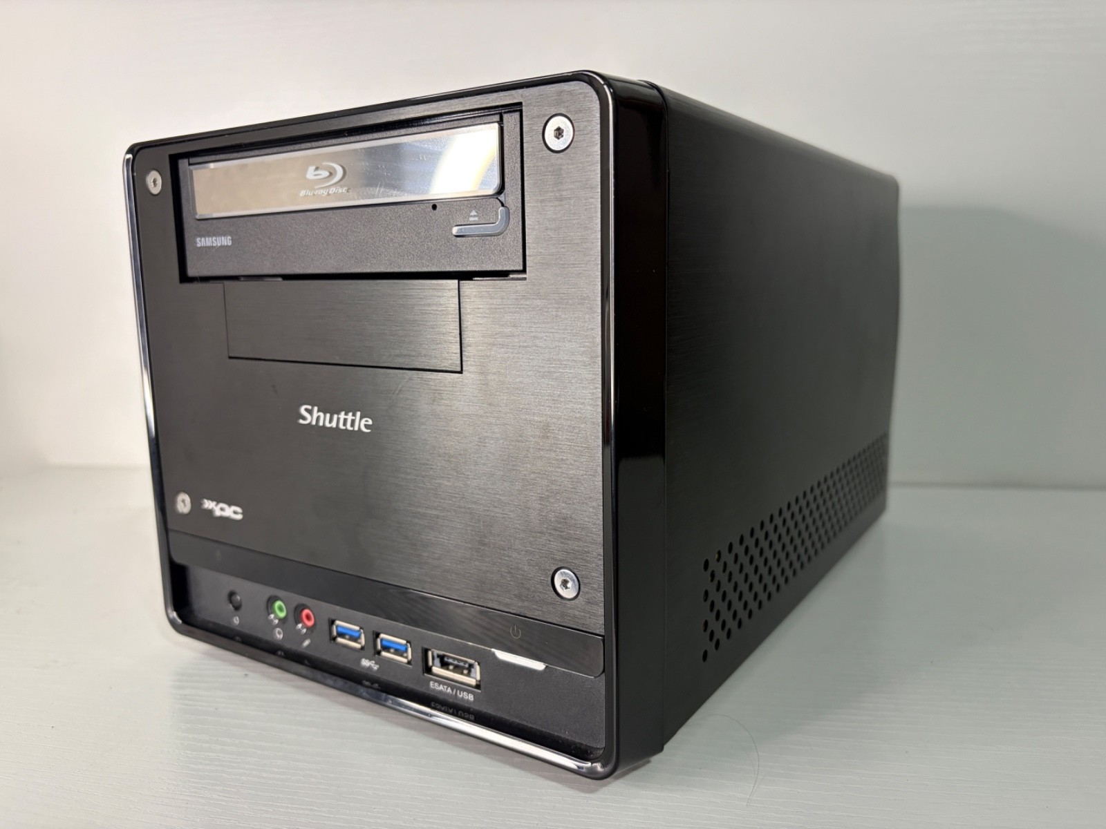 Shuttle XPC SH67 Cube PC Intel i5-2320 4GB RAM 320GB HDD GeForce GT 610 Win 10