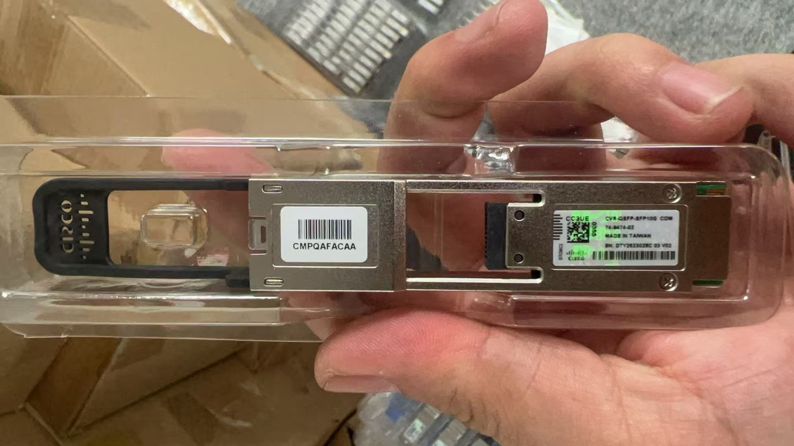CISCO CVR-QSFP-SFP10G QSFP to SFP+Adapter Cisco transceiver module with hologram