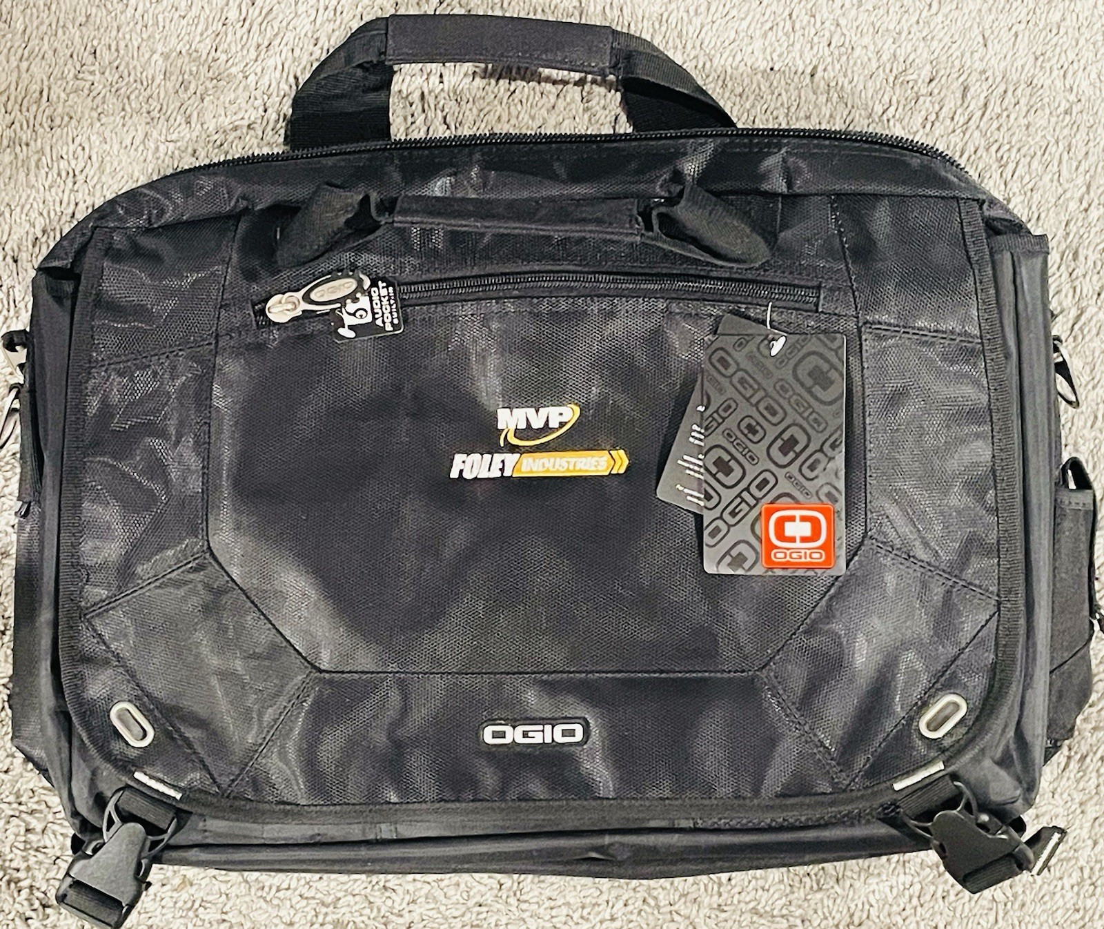 OGIO BLACK LAPTOP BAG FITS 17” LAPTOP MISSING SHOULDER STRAP NWT