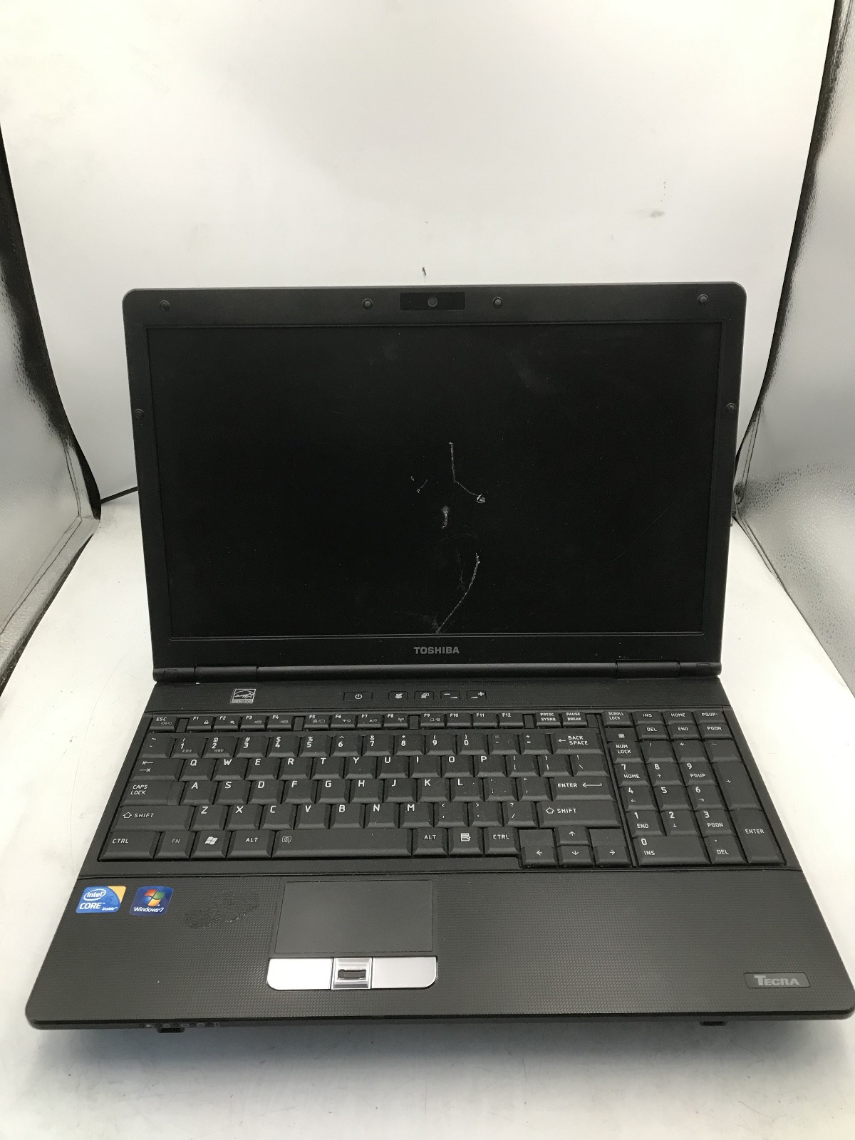 TOSHIBA TECRA A11 - FOR PARTS/BAD LCD - INTEL I5 1ST GEN - NO RAM -READ DESC- BB