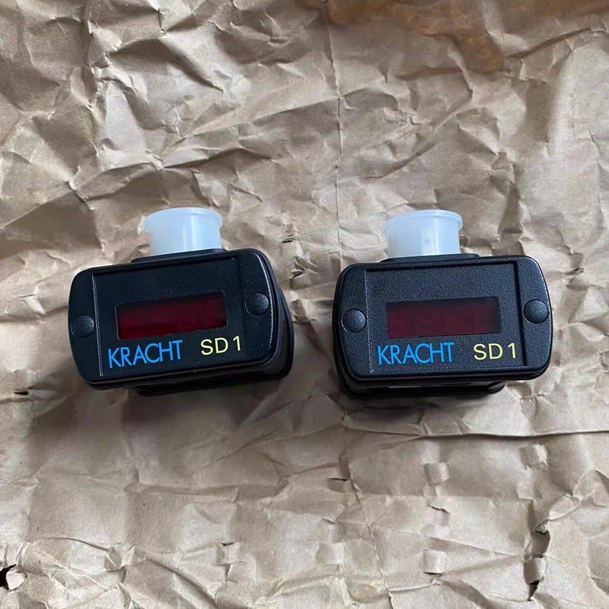 1PCS KRACHT gear pump flowmeter SD1-R-24 FedEx or DHL