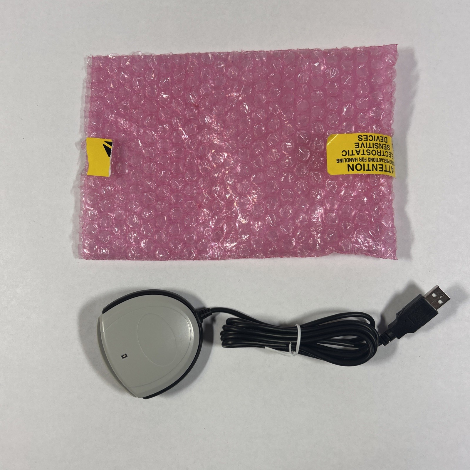 Identiv SCR3310 v2.0 USB Smart Card Reader / Mil CAC Reader SmartOS Powered