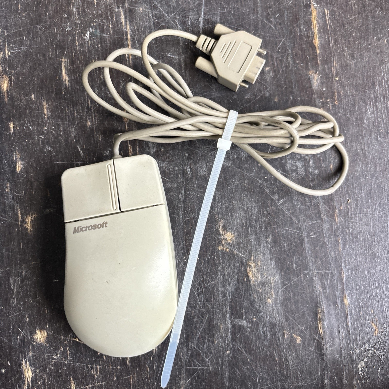 Vintage Microsoft Serial 2.0A Comfort 2 Button Mouse 1995 Part 50674