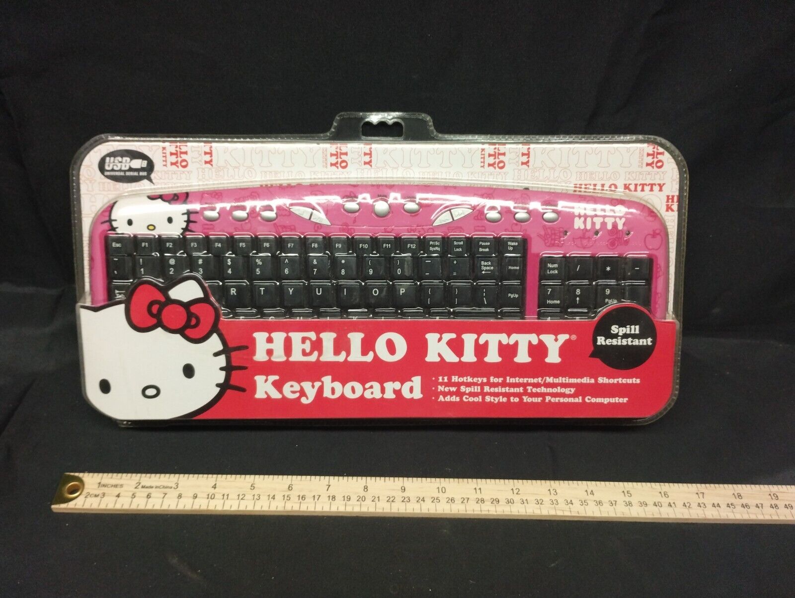 Hello Kitty USB Keyboard Sanrio Sakar Pink Hot Keys Spill Resistant NEW