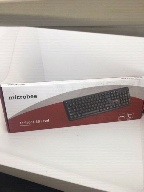 Teclado104 Key Microbee USB Level Keyboard w/number pad  a