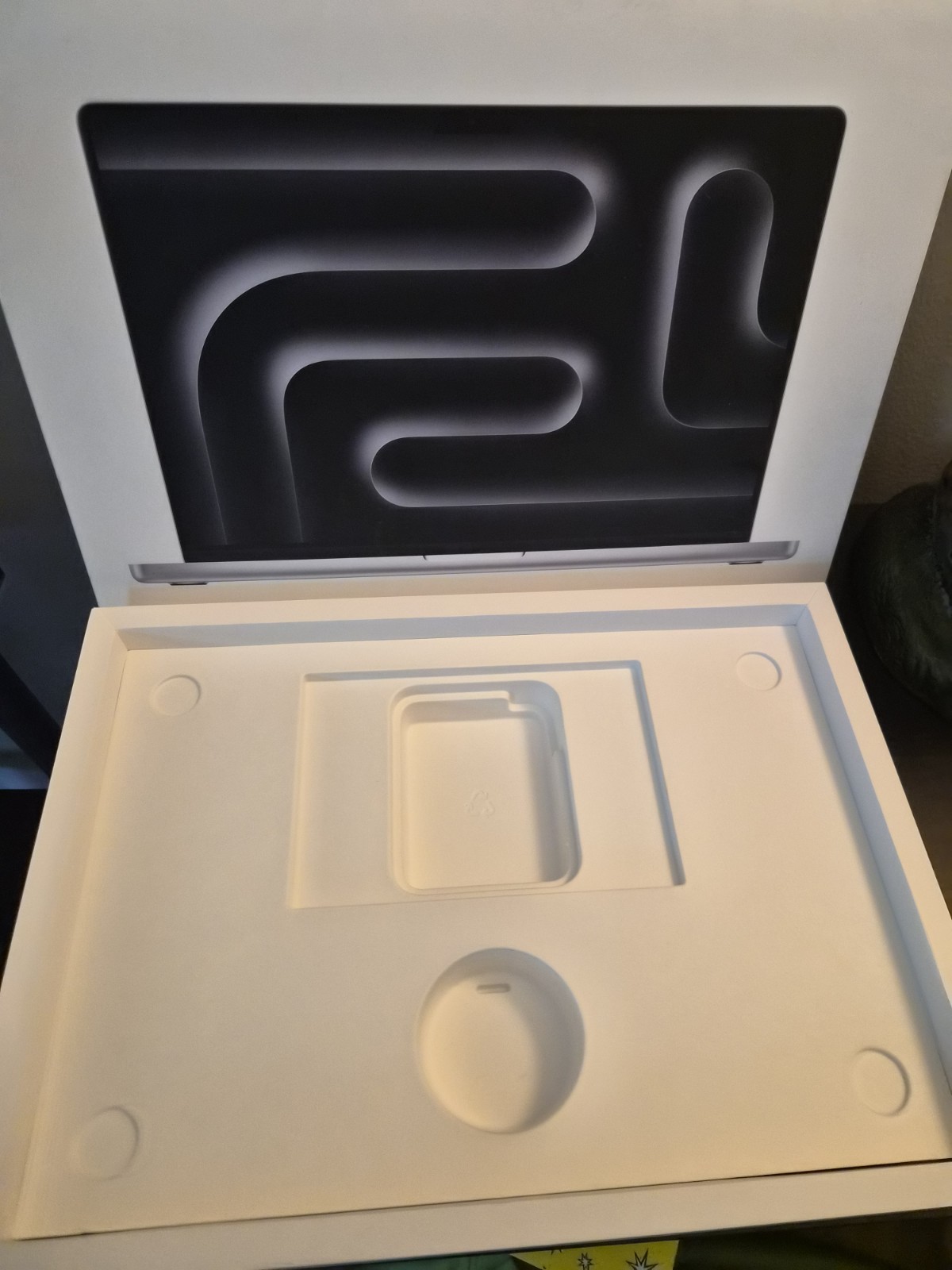 Macbook Pro 16 Inch BOX ONLY 2023 Model Number A2991