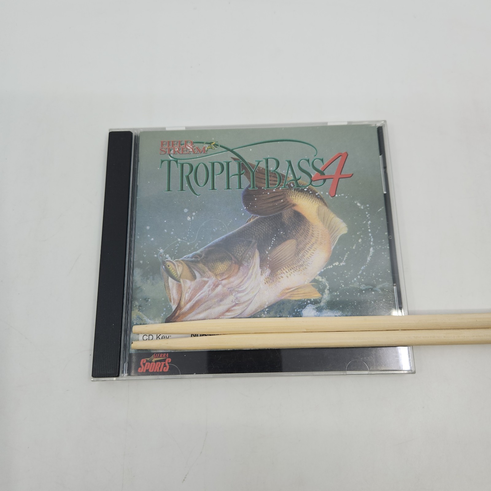 Sierra Sports Field & Stream Trophy Bass 4 PC Game CD-ROM for Windows English