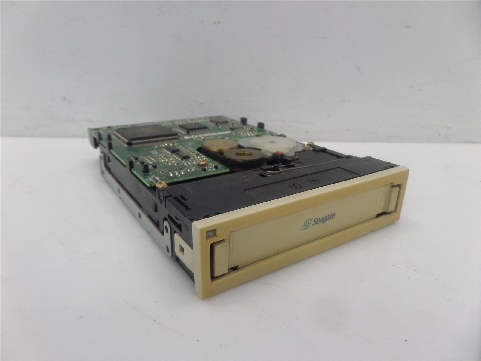 Seagate Hornet STT320000A IDE Internal Tape Drive