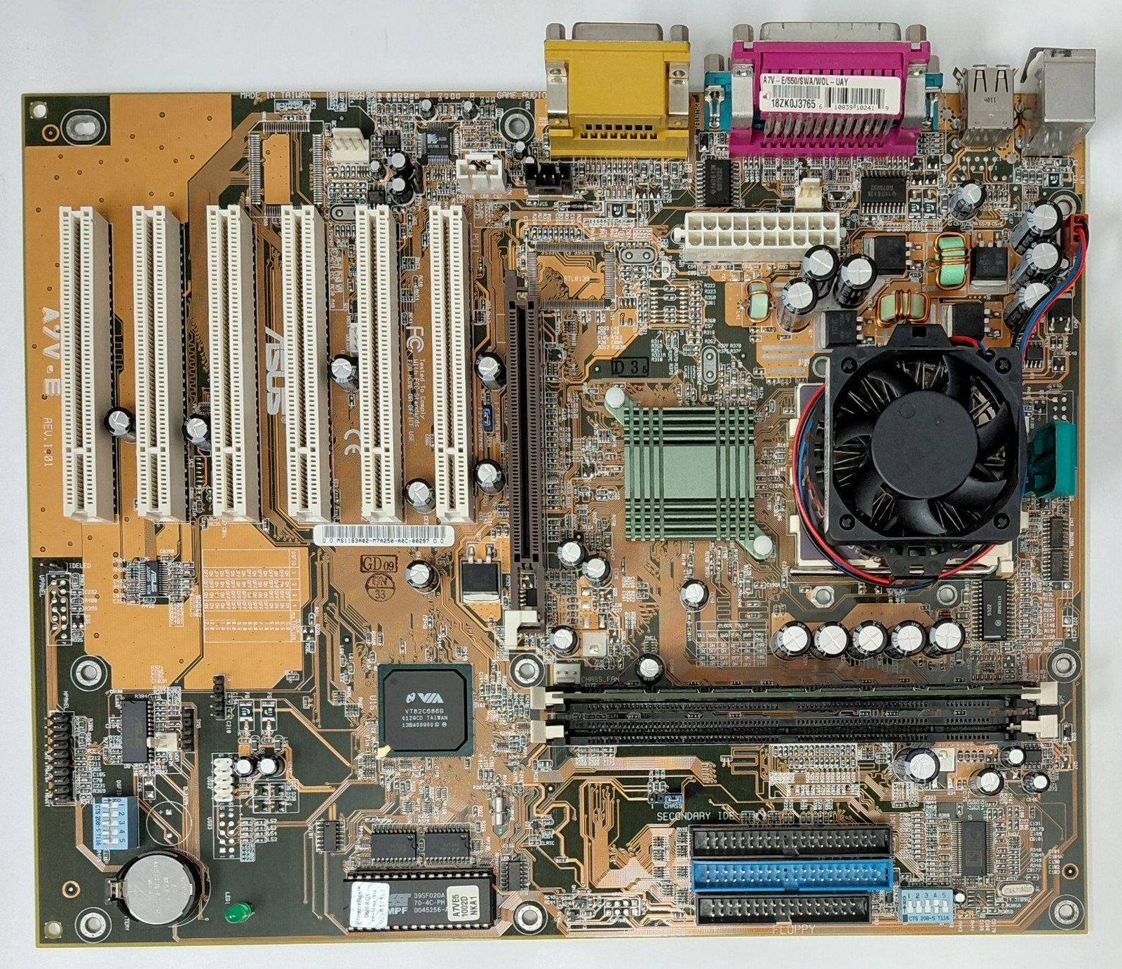 ASUS A7V-E Socket A AGP Retro Motherboard + AMD Athlon 900MHz + 256MB SD RAM