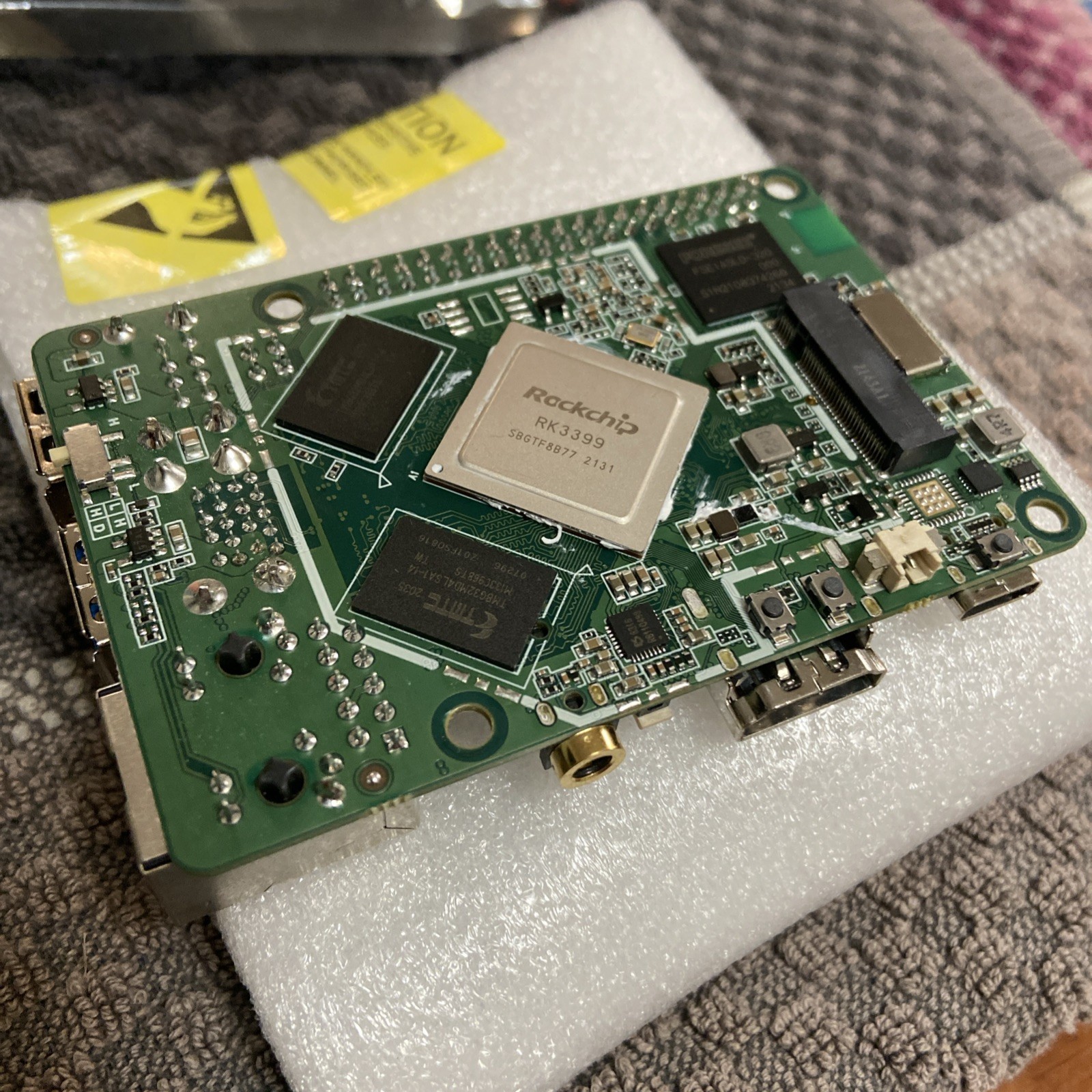 Radxa ROCK PI 4B+ 2GB DDR4 32GB eMMC WiFi5 & BT5 ROCKPI. No tariff duties