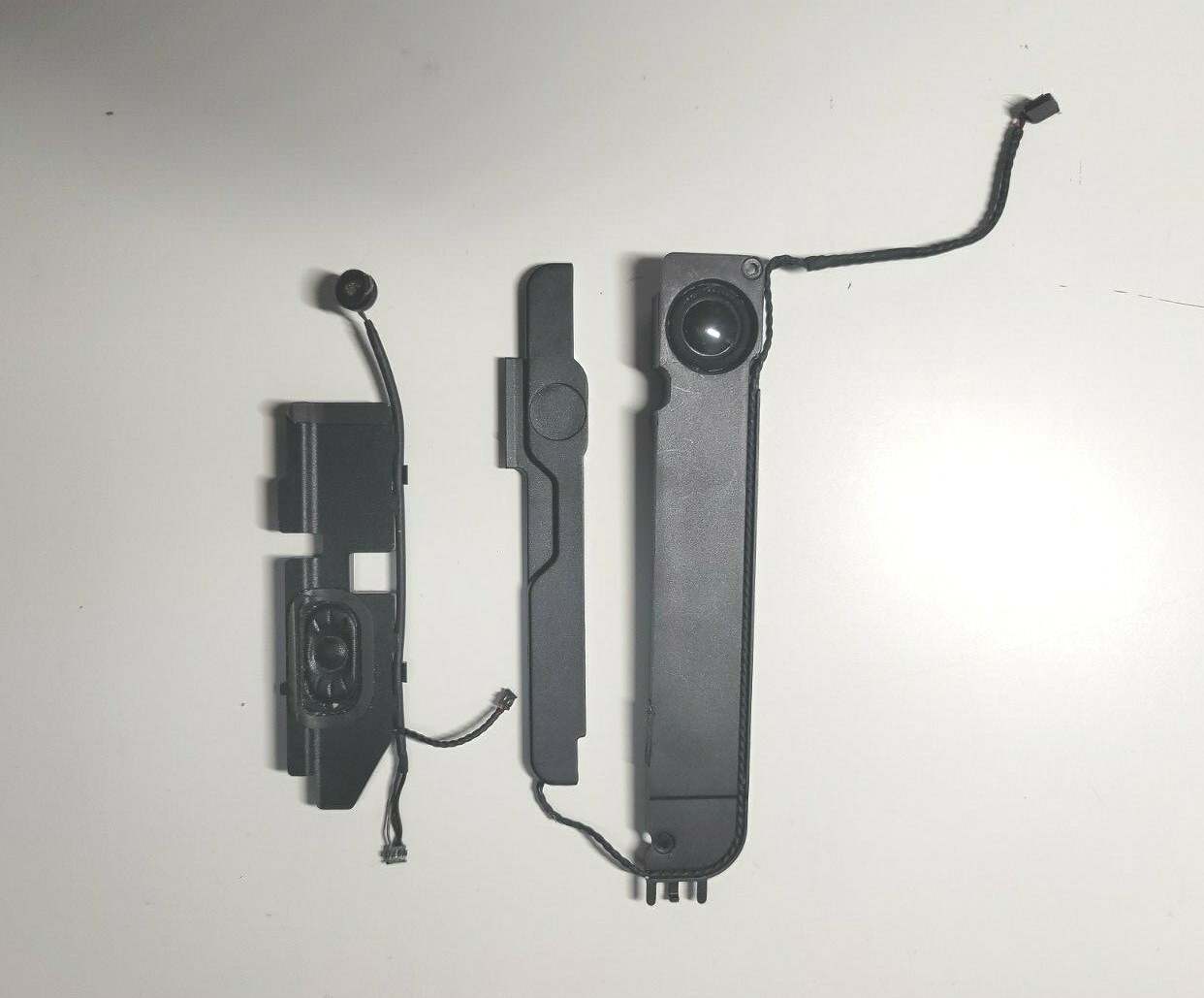MacBook Pro A1278 MB990LL/A MB991LL/ 2009 13" OEM Left & Right Speaker/Subwoofer