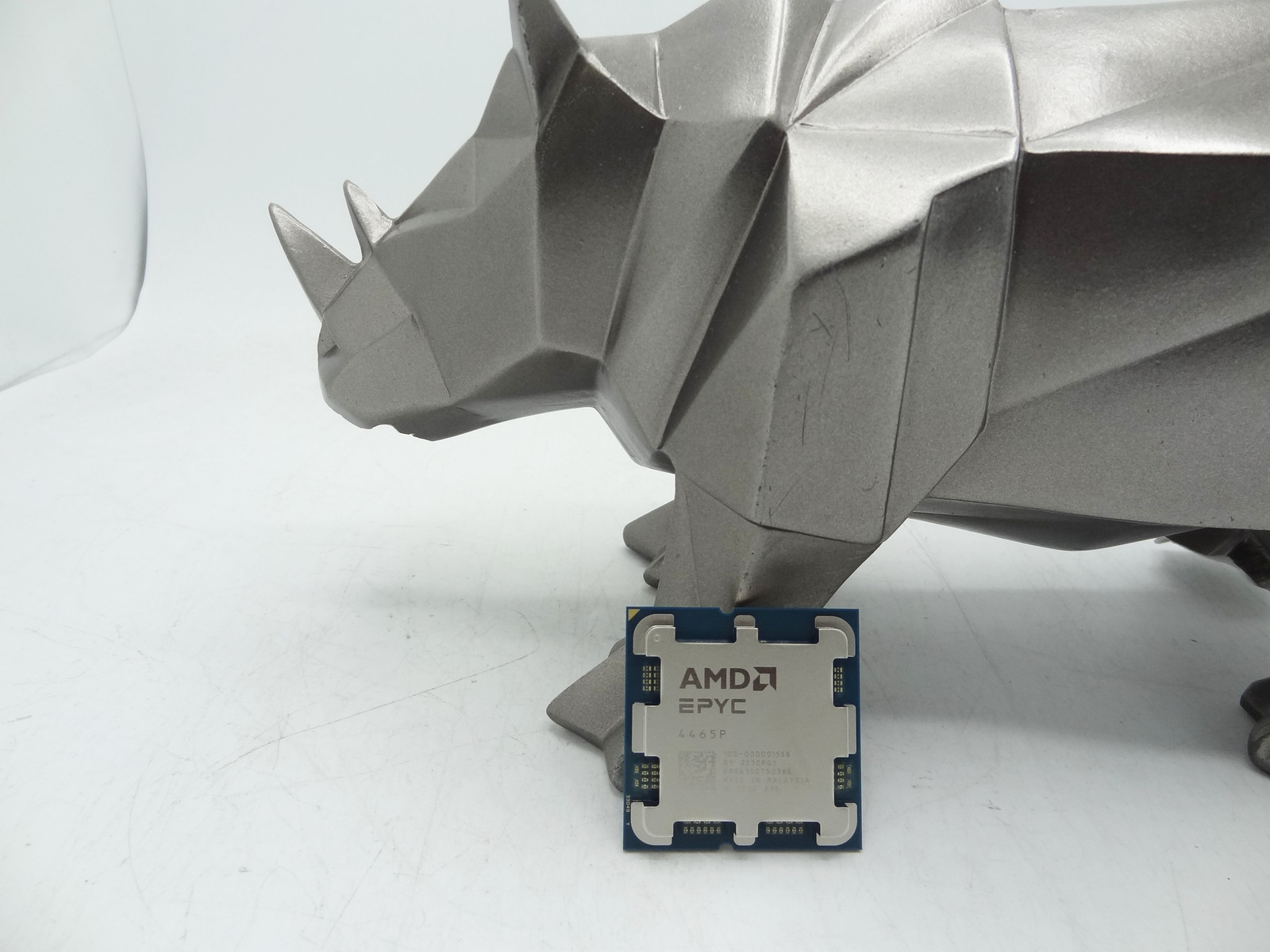 AMD 100-000001558 EPYC 4465P 3.4GHz 12-Core Processor