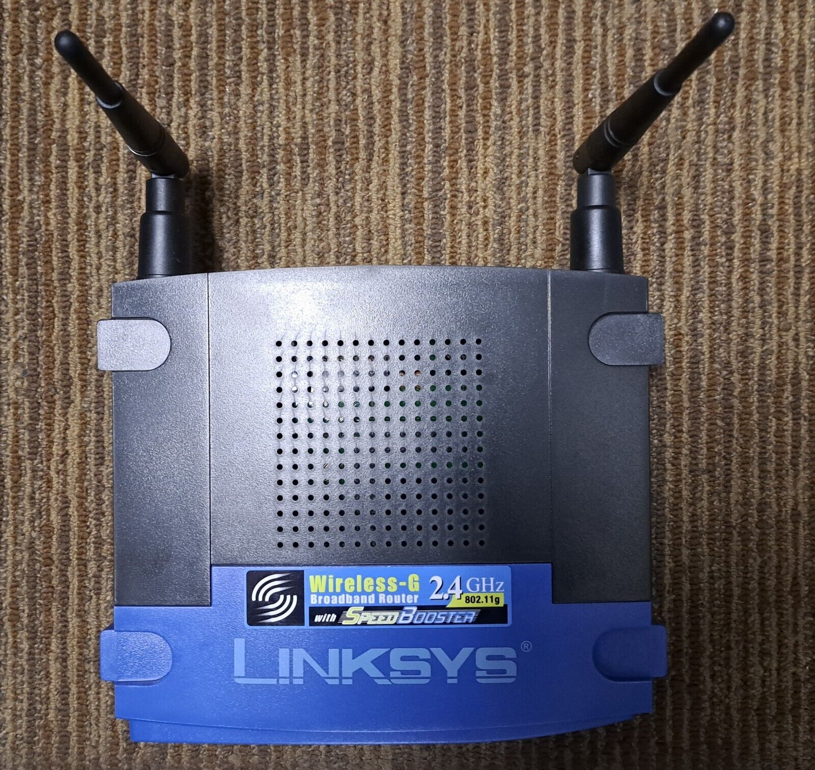 Linksys WRT54G  V7 54 Mbps 4-Port 10/100 Wireless G Router