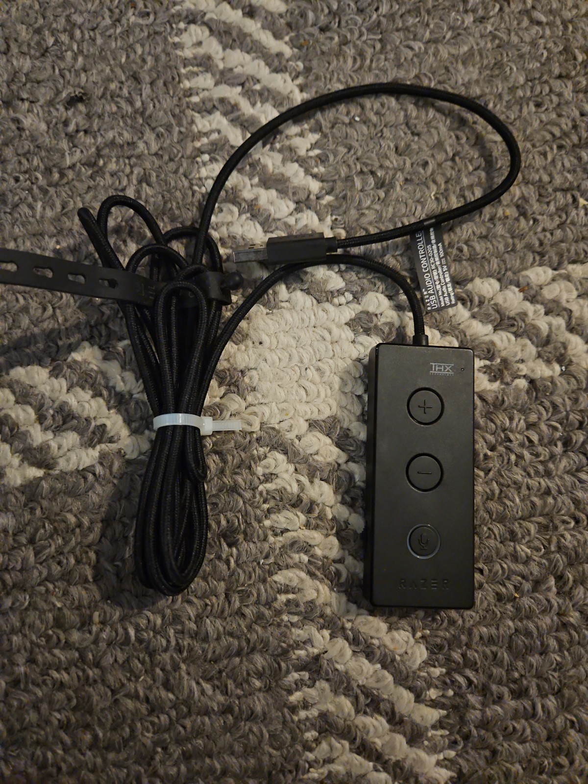 Razer RC30-0205 THX USB Audio Volume Controller 3.5mm Port for Kraken Headset