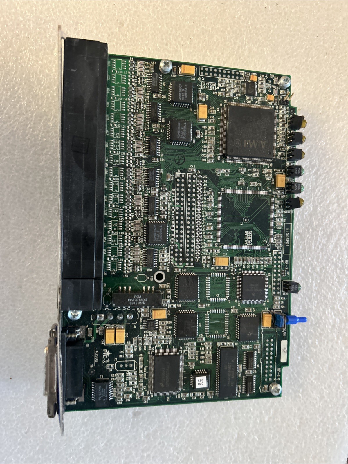 Lantronix ETS8P  Multiport Terminal & Device (ETS8P)