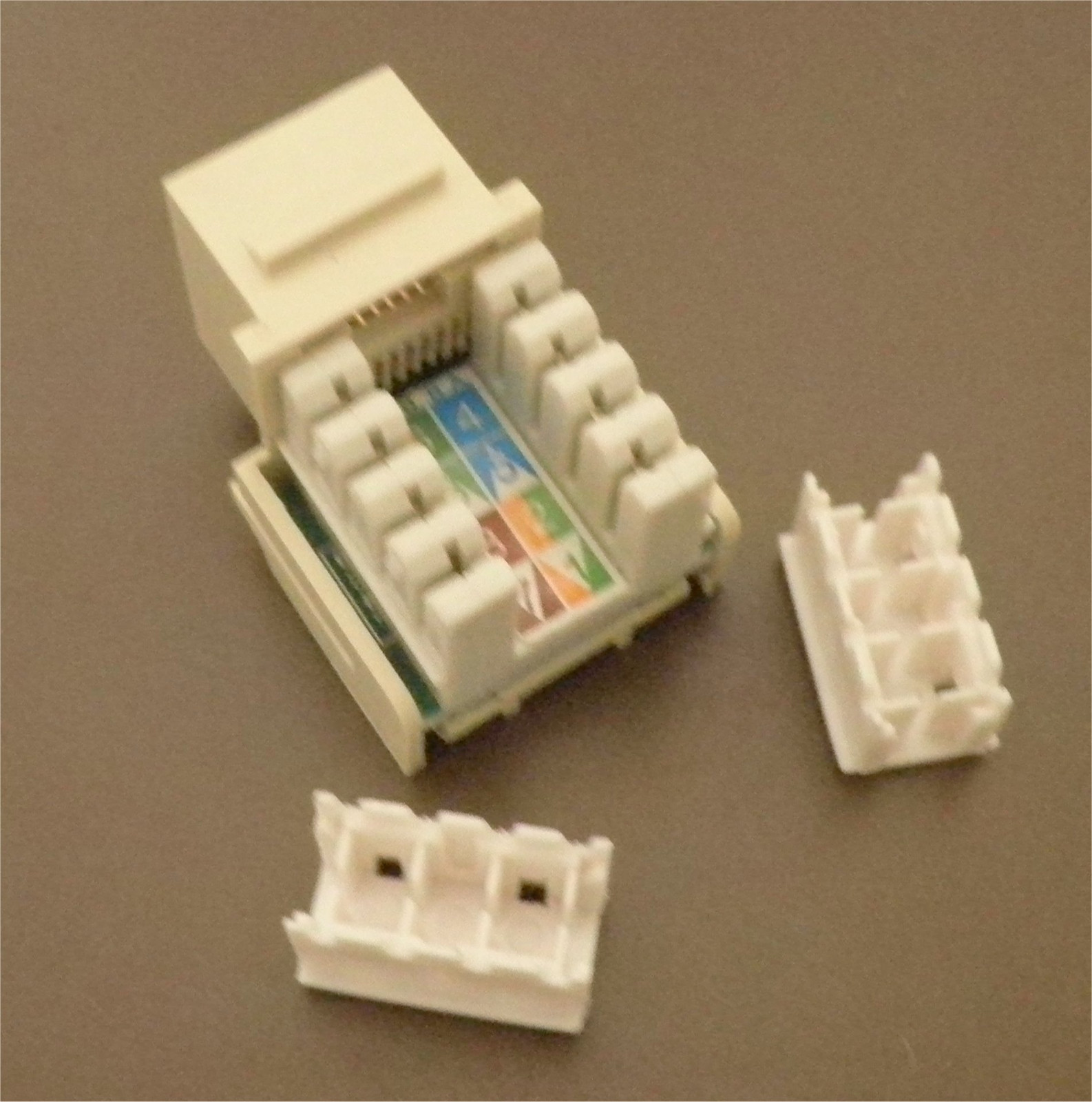 New Steren 310-120Iv Cat5E RJ45 Keystone Jack Ivory 