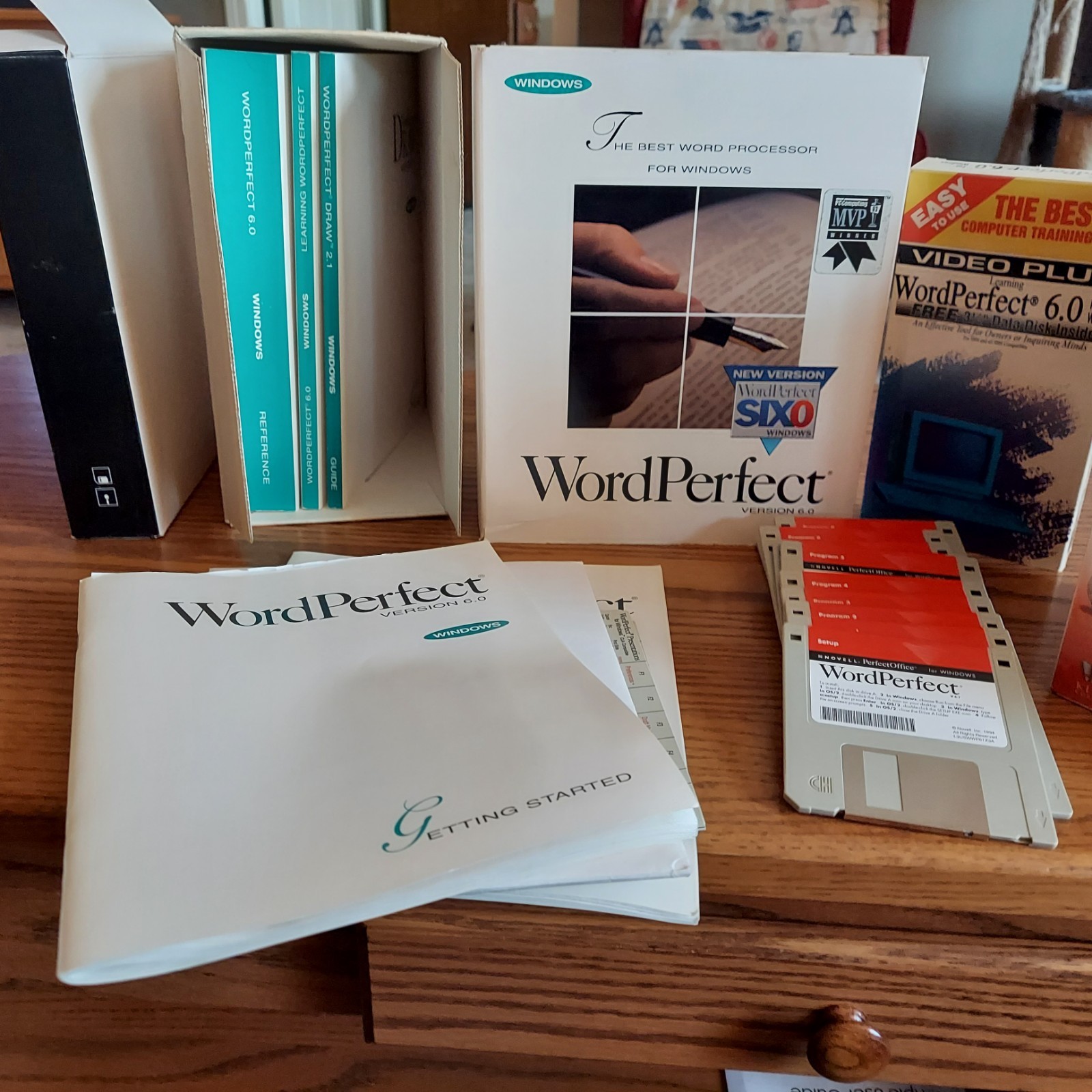 WordPerfect 6.0 for Windows Bundle With Software And VHS Video Series Vintage PC