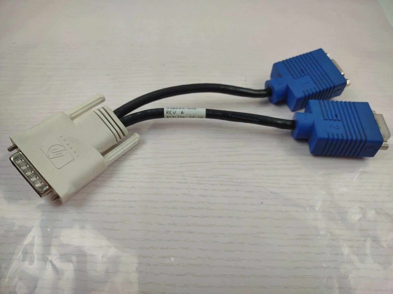 HP 338285-008 DMS-59 Male to Dual VGA Female Y-Splitter Cable Adapter