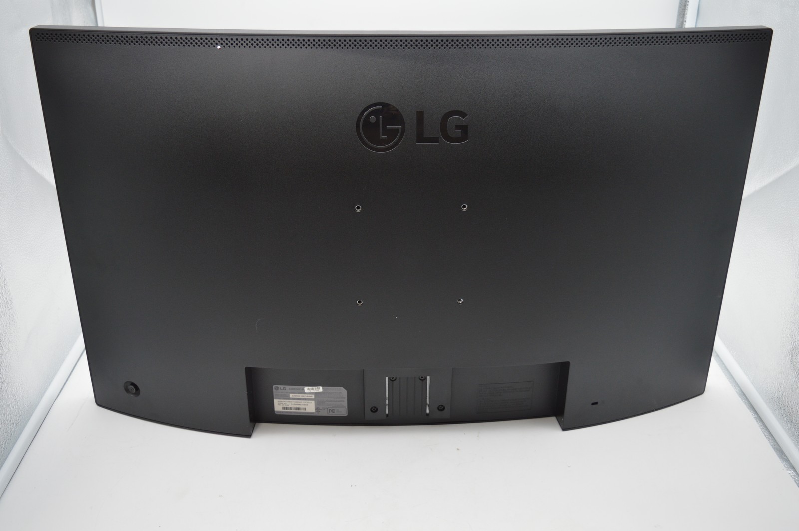 LG 24" IPS 1920 x 1080 FHD Monitor with AMD FreeSync, Black 100Hz PC1796314