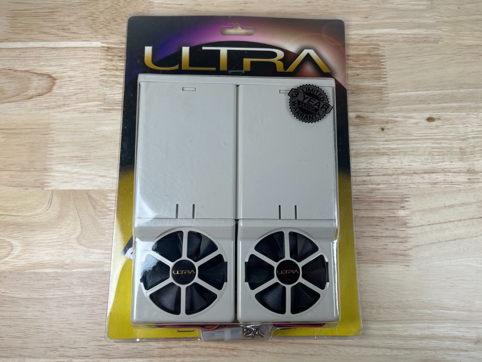Ultra Bay Freezer PC Advanced Cooling Dual Exhaust Fans Part #ULT30984 (New)